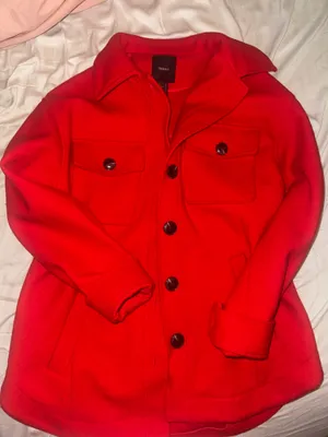 Red coat thumbnail 1