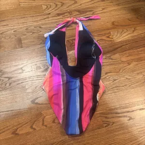 La Blanca L26116 Over The Horizon Plunge One Piece Swimsuit Multi Stripe Size 12 thumbnail 4