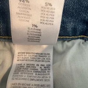 Mother Jeans The Seamed Swooner Hover Size 25 Blowing Kisses EUC thumbnail 6