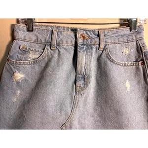 ZARA Light Wash Denim‎ Mini Skirt Distressed Size US Size Small thumbnail 3