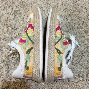 Dolce Vita Azalia Floral Embroidered Woven Raffia Sneakers Size 8.5 thumbnail 10