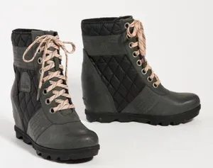 Women’s Sorel Boots thumbnail 1