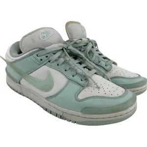 Nike Dunk Low Twist Sneakers Low Top Leather Summit White Jade Ice Green 9.5 thumbnail 2