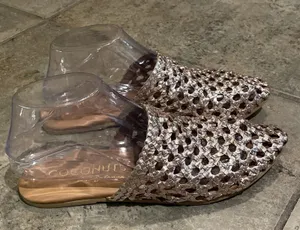 Coconuts By Matisse Island Gold Woven Leather Every Sandal Mule Shoe Womens 6M thumbnail 1