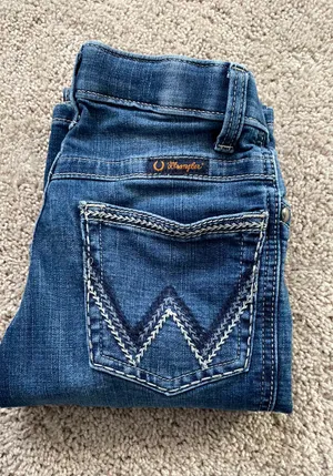 Boot Cut Jeans thumbnail 2