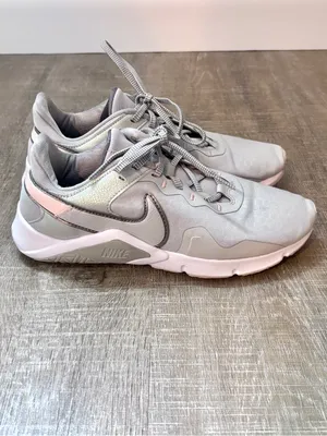 Nike Legend Essential 2 Women's Sneakers Trainers Athletic Shoes Gray Pink 8.5 thumbnail 2
