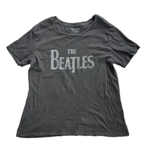 Junk Food Lucky‎ Brand 51R The Beatles Sgt Peppers Graphic T-Shirt Grey Large thumbnail 1