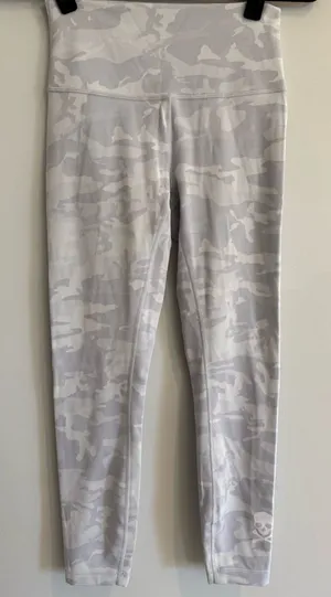 lululemon White and Light Gray Camo Leggings Skull detail Size 6 thumbnail 1