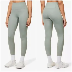 💕VUORI💕 Evolve High-Rise Uplift Legging ~ Fern Small S NWT thumbnail 5