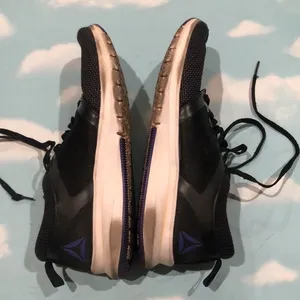 Reebok black sneakers thumbnail 6
