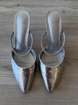 Boohoo Silver Metallic Pointed-Toe Heeled Mules with Embellished Strap thumbnail 1