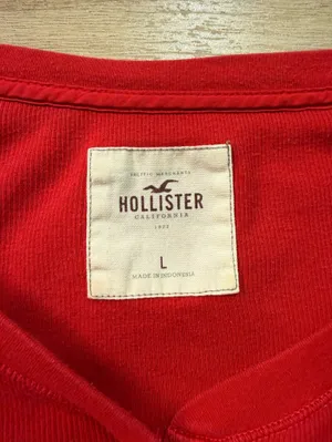 Y2K Hollister Red Long Sleeve Henley Top Embroidered Logo Women’s Size Large thumbnail 6