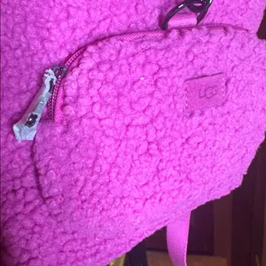 NWT UGG Inara Medium Faux-Sherpa Backpack UGGfluff Fuchsia Pink thumbnail 10