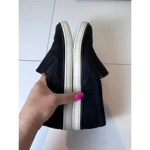 UGG Jass Slip On Sneakers Women Size‎ 8 Black Leather Minimalist Classic Comfort thumbnail 7