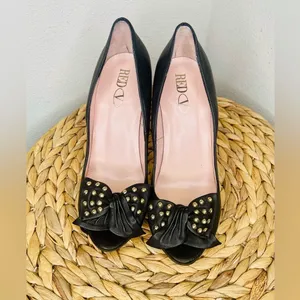 RED VALENTINO Heels Black Leather Peep Toe Pumps Gold Studded Bow Heeled Shoes thumbnail 4