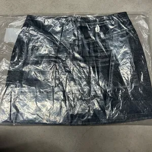 NWT BLANKNYC Metallic Heart Denim Mini Skirt Size 25 thumbnail 4