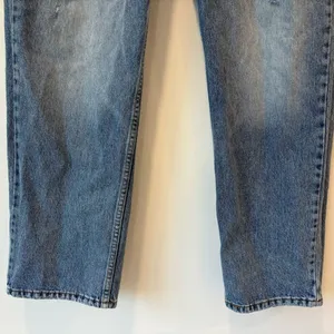 Levi’s 550 Distressed Denim Light Wash Vintage 90s Mom Jeans 36 x 30 Plus Size thumbnail 3