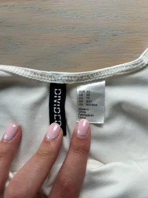 Divided H&M White Crop Top thumbnail 3