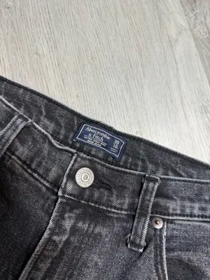 Abercrombie & fitch ultra high rise mom jeans thumbnail 3