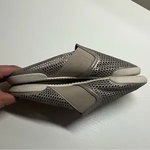 FRYE‎ Melanie Perforated Slip On Mules 9M Casual Chic Minimalist Neutral Comfort thumbnail 7