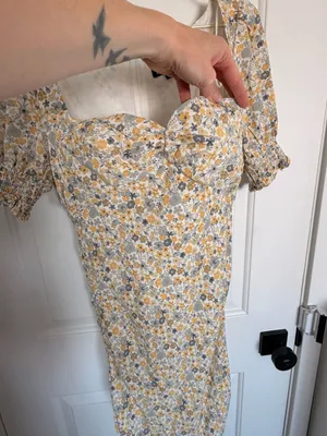 Bardot Cindy Floral Ruched Sweetheart Midi Dress thumbnail 5