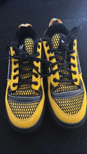 Adidas Sneakers thumbnail 1