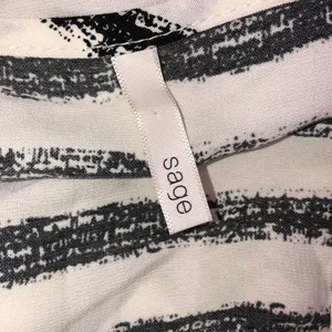 Sage size medium black & white striped maxi dress thumbnail 5