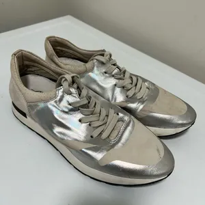 Free People Kick It Silver Metallic Sneaker Size 8.5 - 9 US 39 EU thumbnail 1