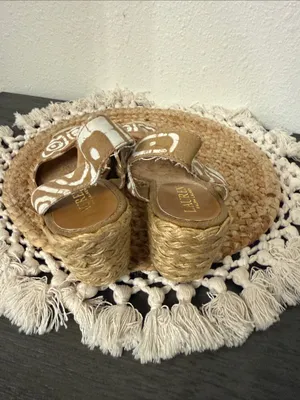 Lauren‎ Ralph Lauren Tan White Batik Print Espadrille Wedge Sandals Size 6.5 thumbnail 4