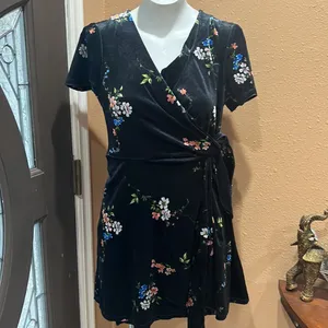 Urban outfitters black floral wrap dress thumbnail 3