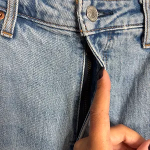 Abercrombie & Fitch Curve Love The Skinny High Rise Ripped Knees‎ Size 8/29 thumbnail 6