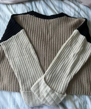 Forever 21 Knit Sweater thumbnail 1