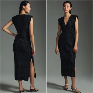 By ANTHROPOLOGIE Black Ruched V-Neck Side Slits Midi Dress Plissé Finish Size XS thumbnail 5
