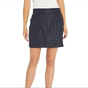 5/$30 🎈 Orvis women’s large floral‎ athleisure skort thumbnail 2