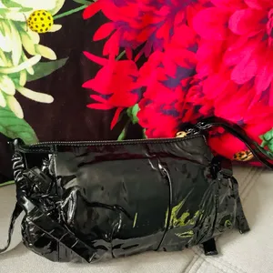 Pretty🌹dressy GUCCI GO OUT clutch/ bag 🔥🔥🔥 thumbnail 7