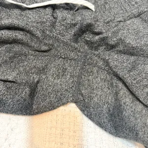 Vuori small flawed cropped active lounge jogger pant P3 3553 thumbnail 2