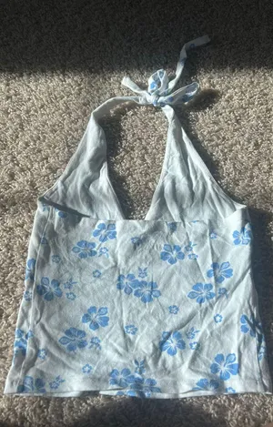 Halter Hollister Top thumbnail 1