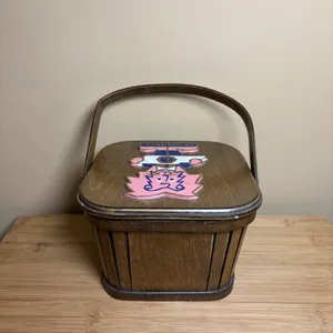 Caro-Nan Hand Painted Wooden Basket Purse‎ Tennessee Lions Club Logo Vintage thumbnail 5