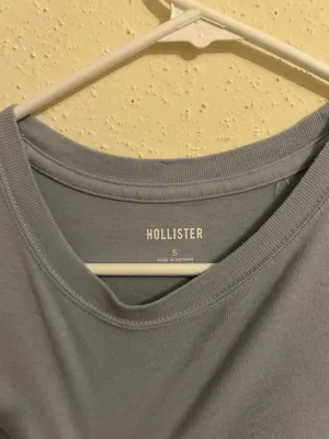 Hollister Crop Top thumbnail 2