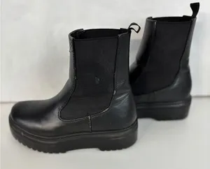 Soda Black Faux Leather Ankle Boots biker goth Size 7.5 thumbnail 3