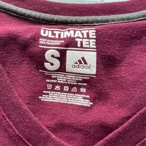 Maroon V Neck Running Tee thumbnail 4