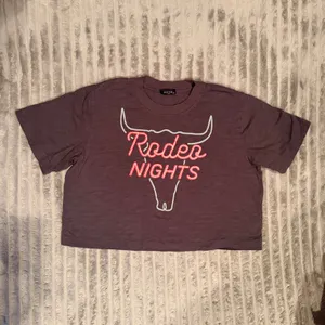 Zutter USA Rodeo Nights Graphic Crop Top Charcoal Gray Western Bull Skull Medium thumbnail 2