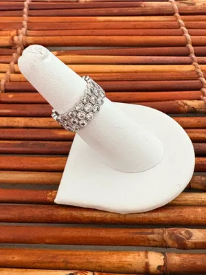 Triple thumbnail 3