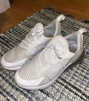 Nike Air Max 270 thumbnail 1