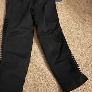 Fabletics compression‎ capri leggings xs thumbnail 6