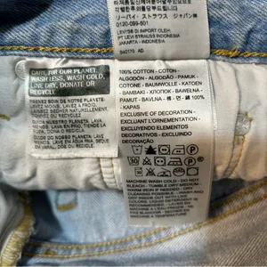 Levi's 501 Original Denim High Rise Shorts Light Wash Size 25 thumbnail 7