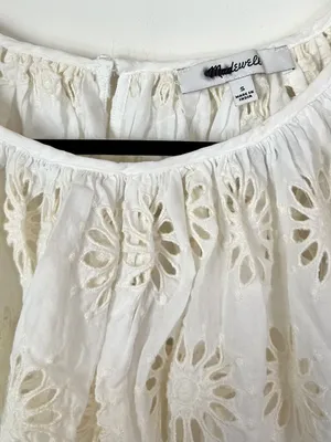 NWT Madewell Embroidered Shirred Puff-Sleeve Top - Size: Small thumbnail 4