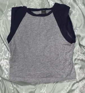 Tank top tee thumbnail 1
