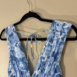 Abercrombie & Fitch Blue and White Floral Maxi Sundress Sz S Cottagecore Beach thumbnail 8