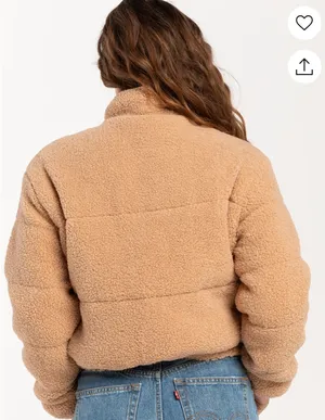 Tilly's Puffer jacket in like new condition, worn maybe two or three times thumbnail 3
